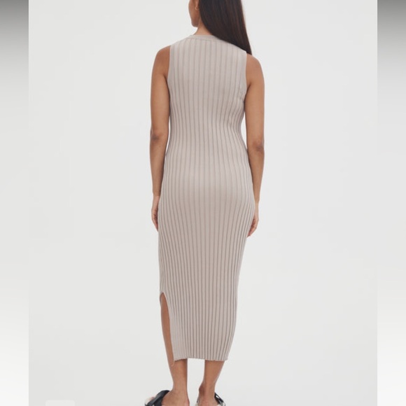 Legoe Heritage Luxe Shift Maternity Dress Beige Side Zip Sleeveless Ribbed Sz XS - Picture 11 of 13